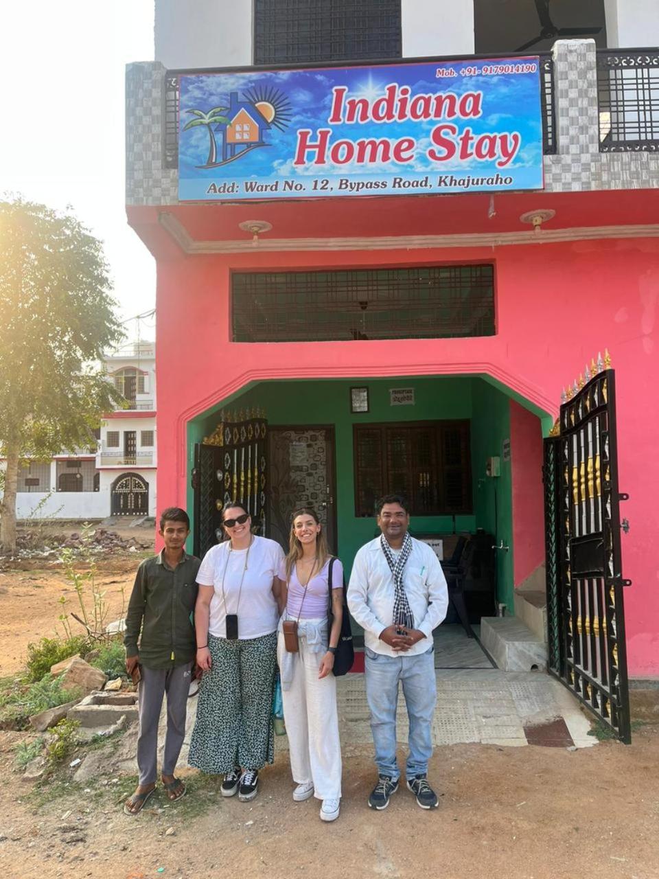 Indiana Home Stay Khajurāho Exteriör bild
